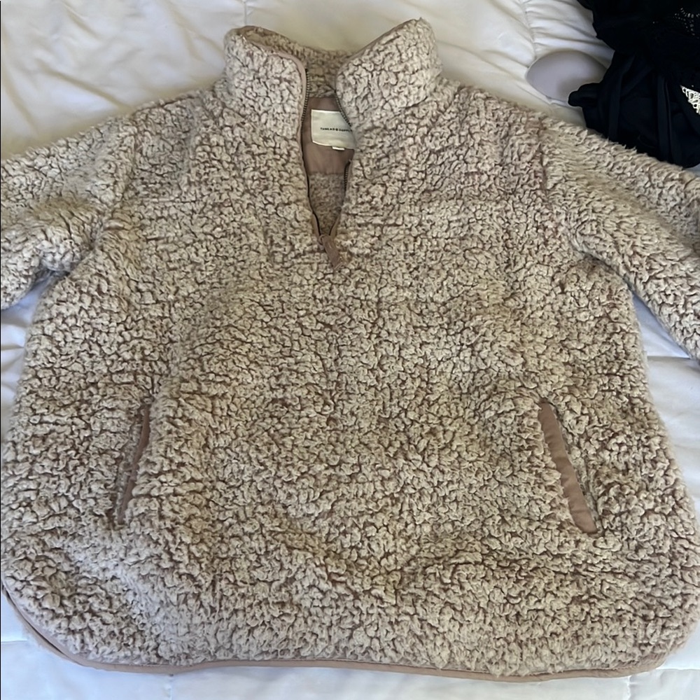 Thread & Supply Cream Teddy Jacket Plush Fuzzy Warm - Picture 2 of 2